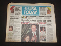 1998 NOVEMBER 4 USA TODAY NEWSPAPER - DEMOCRATS APPEAR TO MAKE GAINS - NP 7963