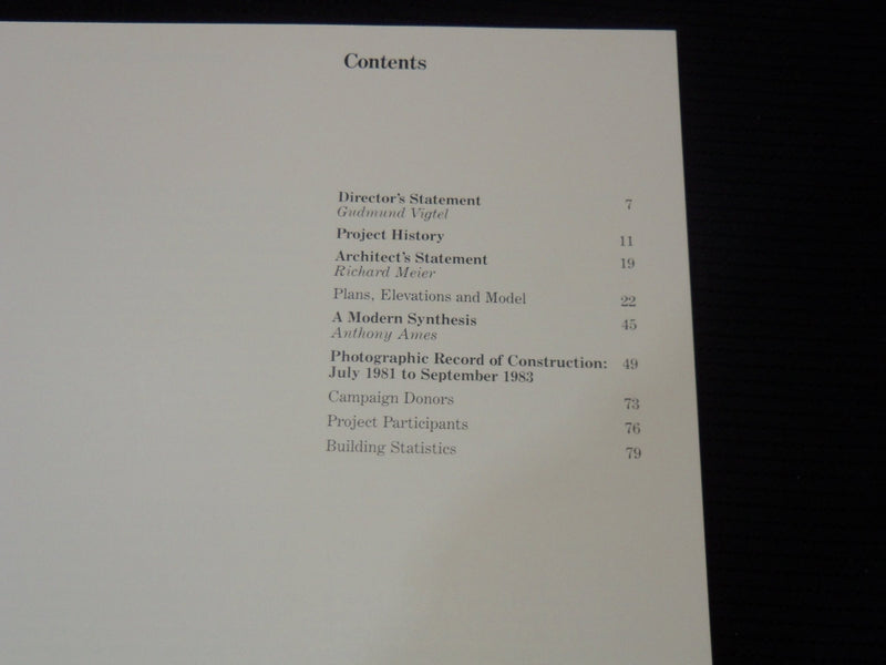 1983 HIGH MUSEUM OF ART - THE NEW BUILDING SOFTCOVER BOOK - NICE PHOTOS - K 2157