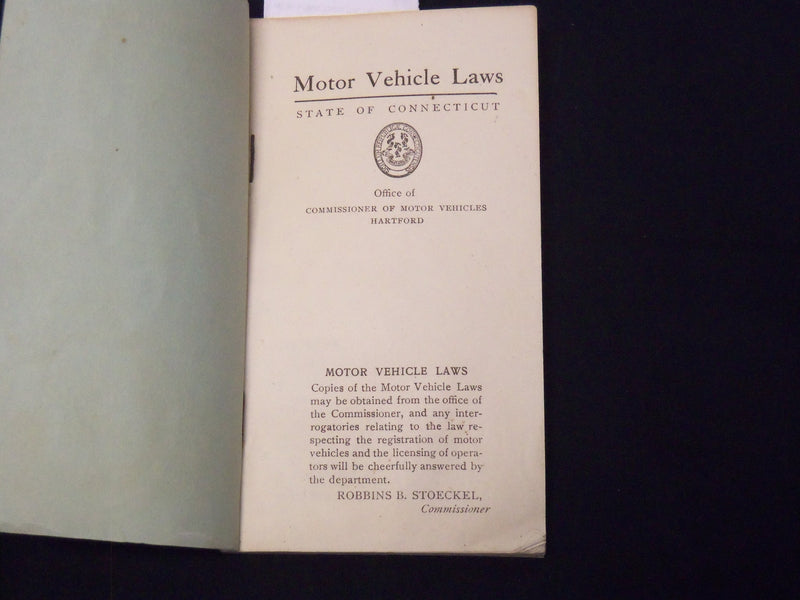1940'S STATE OF CONNECTICUT MOTOR VEHICLE LAWS- ROBINS B. STOECKEL - K 2062