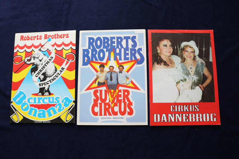 1970'S-1990'S HUGE CIRCUS PROGRAMS - LOT OF 45 - O 3506