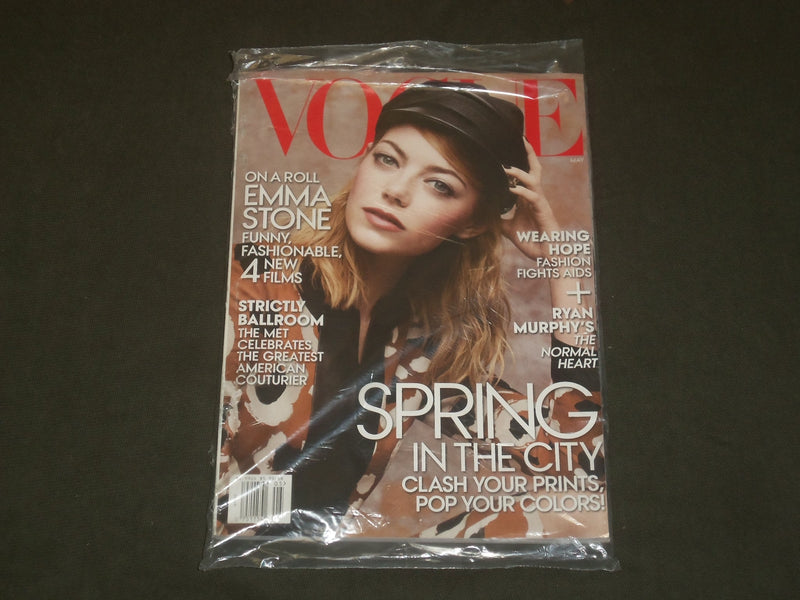 2014 MAY VOGUE MAGAZINE - EMMA STONE - B 2591