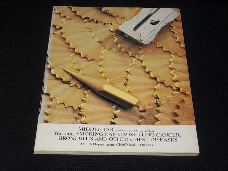 1986 AUGUST HARPERS & QUEEN MAGAZINE - NICE FASHION FRONT COVER - E 5603