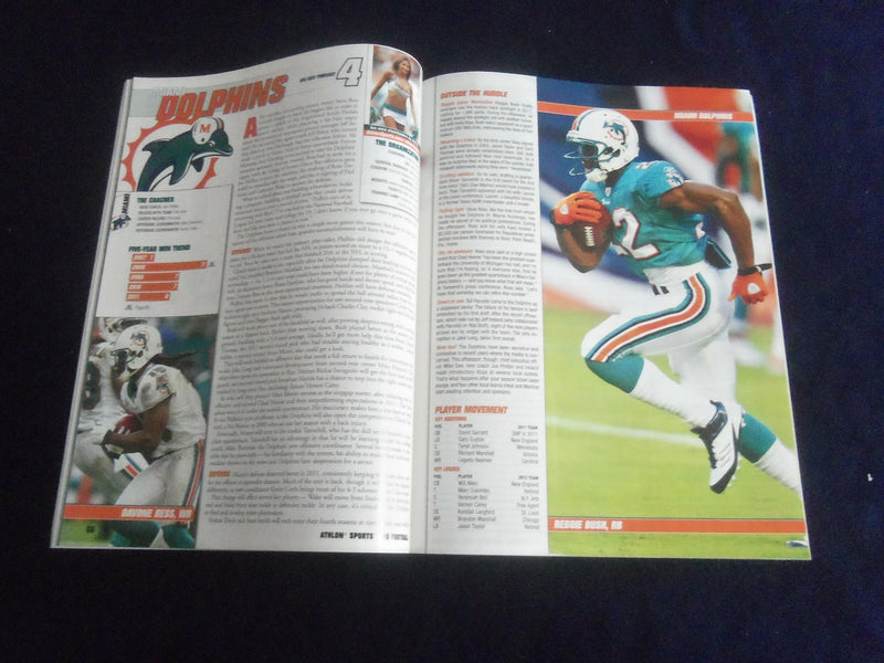 2012 ALTHON SPORTS PRO FOOTBALL 2012 PREVIEW MAGAZINE - ST 7158