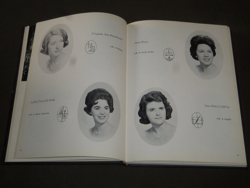 1963 CARILLON CALDWELL COLLEGE FOR WOMEN YEARBOOK - NEW JERSEY - PHOTOS- YB 1013