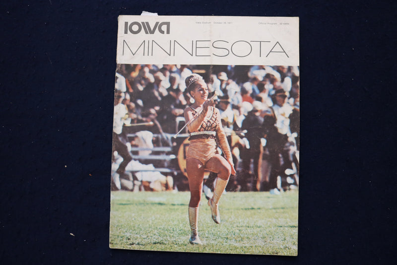1971 IOWA FOOTBALL PROGRAMS VS. MINNESOTA & INDIANA - LOT OF 2 - K 1706