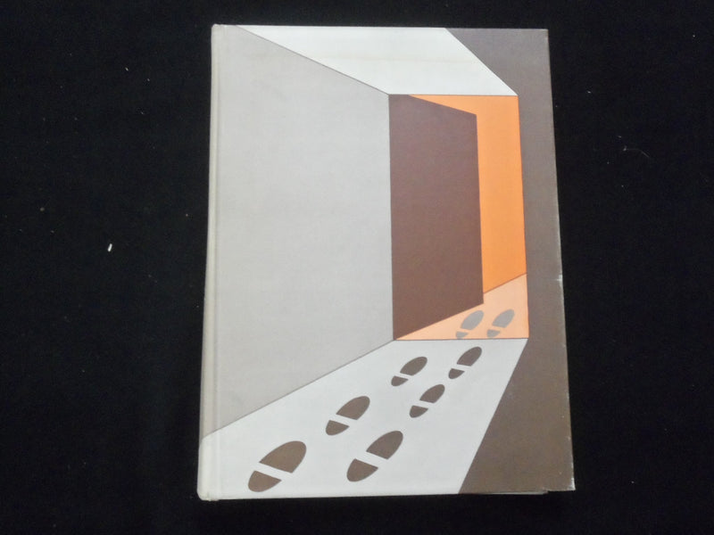 1974 THE SEAL TRENTON STATE COLLEGE YEARBOOK - TRENTON, NEW JERSEY - YB 3152