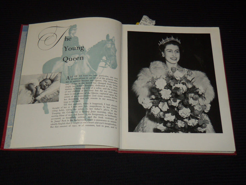 1952-1953 QUEEN ELIZABETH PHOTO ALBUMS LOT OF 2 - HARDCOVER - KD 5403D