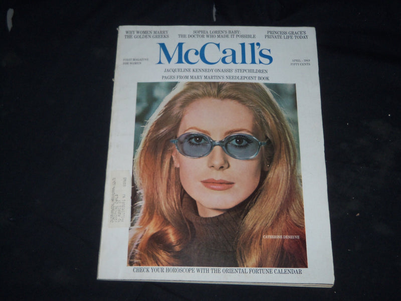 1969 APRIL MCCALL'S MAGAZINE - CATHERINE DENEUVE COVER - B 101