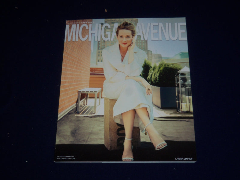 2017 FALL MICHIGAN AVENUE MAGAZINE - LAURA LINNEY COVER - SP 3644