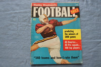 1957 STANLEY WOODWARD'S FOOTBALL MAGAZINE - BOBBY COX COVER - ST 5506U
