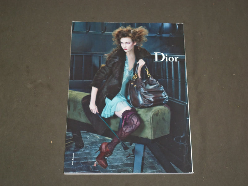 2010 OCTOBER HARPER'S BAZAAR MAGAZINE - DREW BARRYMORE COVER - B 3644