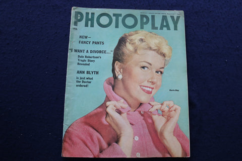 1955 FEBRUARY PHOTOPLAY MAGAZINE - DORIS DAY COVER - E 9144