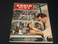 1945 MARCH RADIO NEWS MAGAZINE - FARNSWORTH PLANT FRONT COVER - E 5183