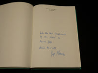 1980 WEHRMEDIZIN HARDCOVER BOOK - SIGNED - GERMAN TEXT - R 718Z