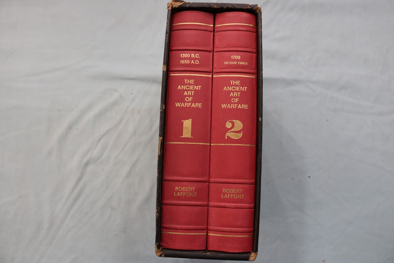 1966 THE ANCIENT ART OF WARFARE BOXED SET BY ROBERT LAFFONT - HARDCOVER- KD 9678