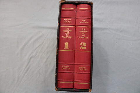1966 THE ANCIENT ART OF WARFARE BOXED SET BY ROBERT LAFFONT - HARDCOVER- KD 9678