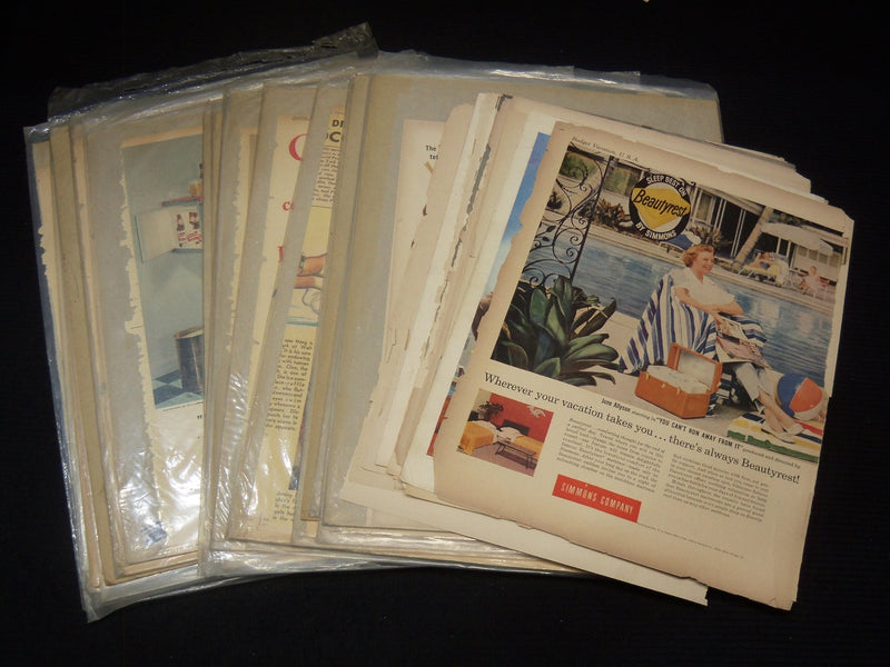 ASSORTED MAGAZINE CELEBRITY ADVERTISEMENTS LOT - 34 PIECES - O 3824