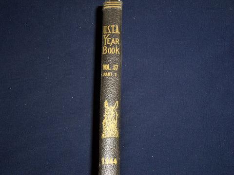1945 U.S.T.A ANNUAL YEAR BOOK TROTTING & PACING IN 1944 VOLUME 57 PT 1- KD 2058M