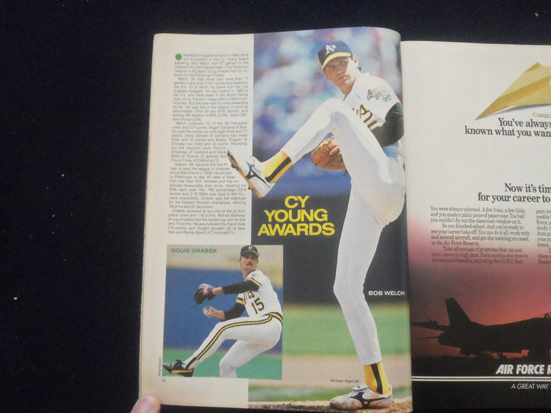 1991 STREET AND SMITH'S BASEBALL MAGAZINE - LOU PINIELLA COVER - SP 1523O