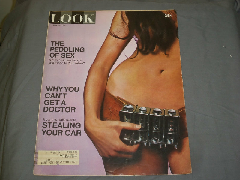 1971 JUNE 29 LOOK MAGAZINE - THE PEDDLING OF SEX - LK 57