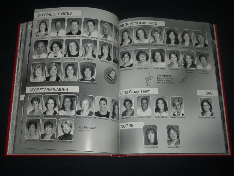 2010 MEMINISSE MT. OLIVE HIGH SCHOOL YEARBOOK - FLANDERS NEW JERSEY - YB 1626