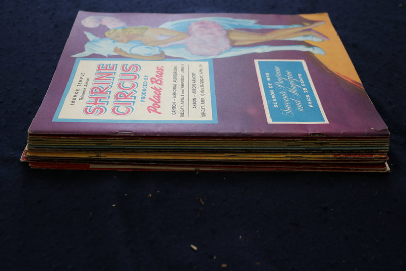 1958-1973 POLLACK BROS. CIRCUS PROGRAMS - LOT OF 17 - O 3639