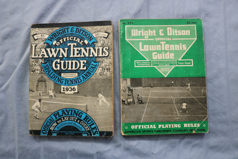 1932-1942 LAWN TENNIS GUIDES - LOT OF 5 - O 3840