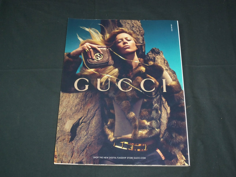 2010 SEPTEMBER W MAGAZINE - HOLLYWOOD'S NEW IT GIRLS COVER- RC 1395