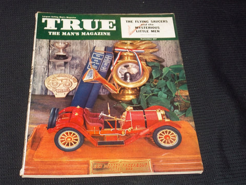 1952 SEPTEMBER TRUE MAGAZINE - THE MAN'S ISSUE FRONT COVER - E 3837