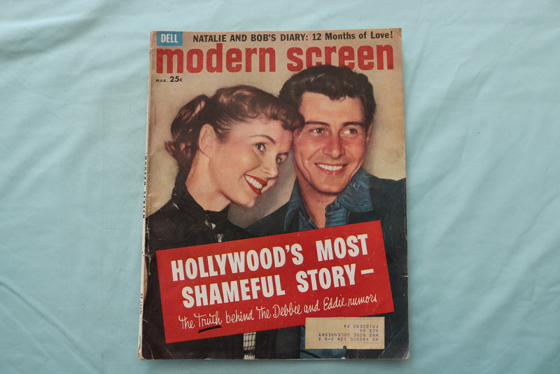 1958 MAR MODERN SCREEN MAGAZINE - DEBBIE REYNOLDS & EDDIE FISHER COVER - E 26697