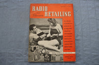 1940 AUG RADIO AND TELEVISION RETAILING MAGAZINE - PORTABLES COVER - ST 1766O