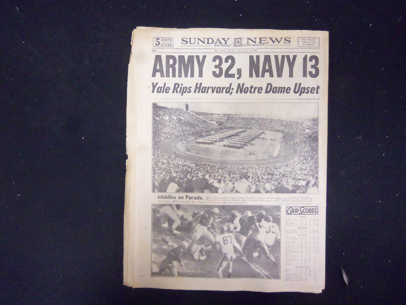 1945 DECEMBER 2 NEW YORK SUNDAY NEWS-UNION AND GM TO REOPEN PARTS PLANTS-NP 2193