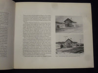 1985 HOPPER'S PLACES SOFTCOVER BOOK BY GAIL LEVIN - KD 8703