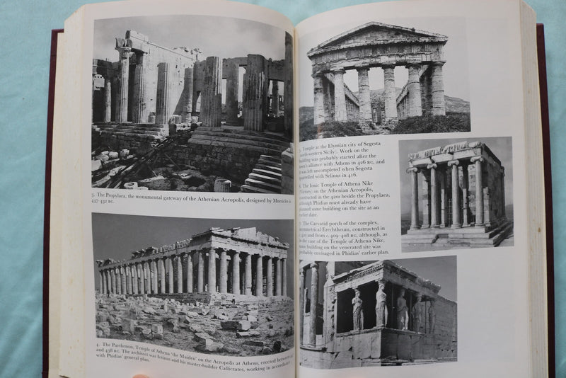 1989 THE CLASSICAL GREEKS HARDCOVER BOOK BY MICHAEL GRANT - KD 9670
