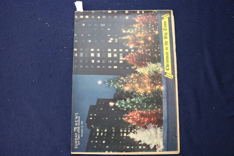 1951 DEC 16 SUNDAY NEWS PICTURE NEWSPAPER - CHRISTMAS IN NEW YORK CITY - E 22767