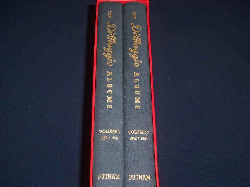 1989 THE DIMAGGIO ALBUMS BOXED SET OF 2 VOLUMES 1 & 2 - GREAT PHOTOS - KD 1403