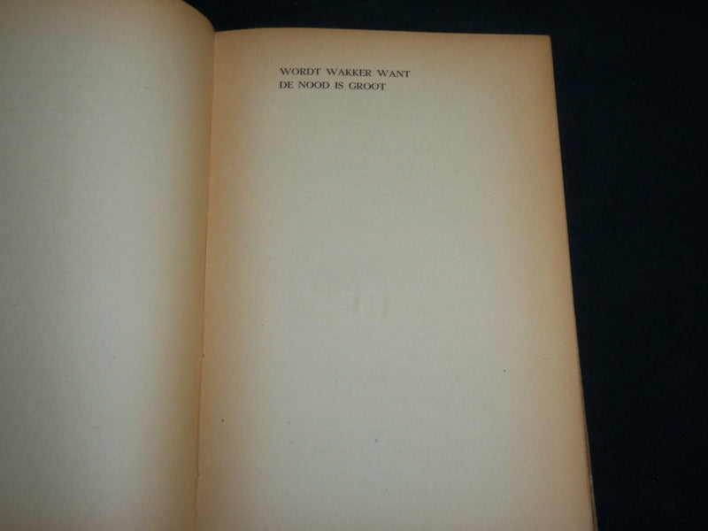 1940-1945 GEUZENLIEDBOEK HARDCOVER BOOK - DUTCH - KD 6808