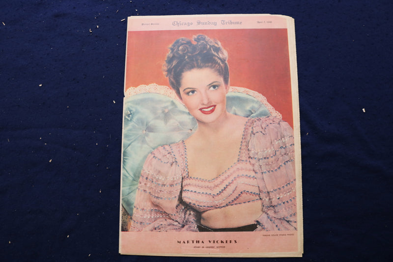 1946 APRIL 7 CHICAGO TRIBUNE MAGAZINE - MARTHA VICKERS COVER - E 22830