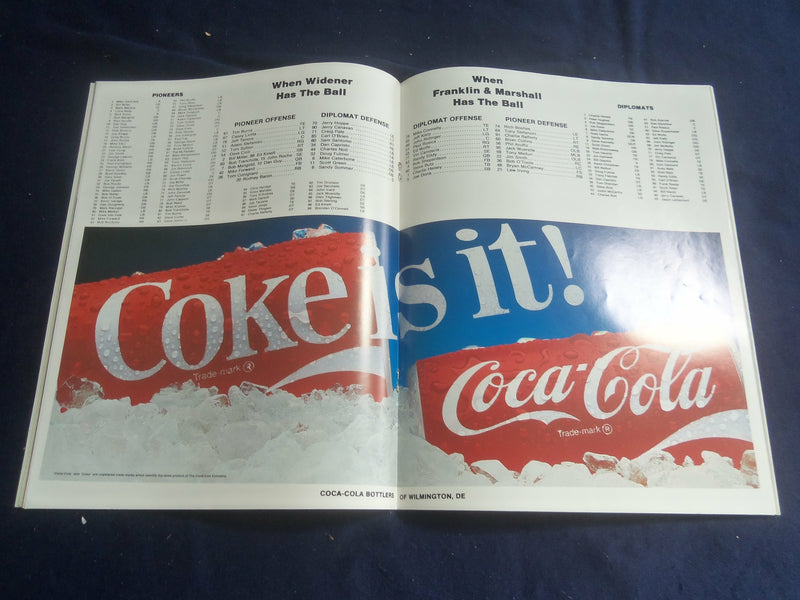 1982 OCTOBER 30 FOOTBALL PROGRAM - WIDENER UNIV VS MARSHALL UNIV - SP 1218K
