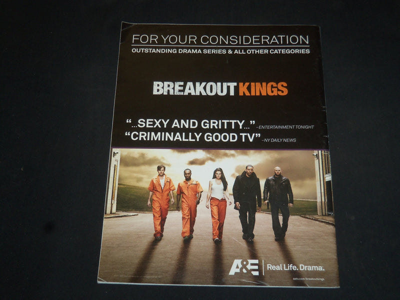 2011 JUNE 24 THE HOLLYWOOD REPORTER MAGAZINE - THE VOICE JUDGES - SP 7377