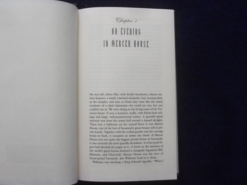1994 MIDNIGHT IN THE GARDEN HARDCOVER BOOK - JOHN BERENDT - AUTOGRAPHED- KD 8922