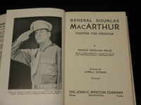 1942 GENERAL DOUGLAS MACARTHUR FIGHTER FOR FREEDCOM BOOK BY MILLER - KD 6544