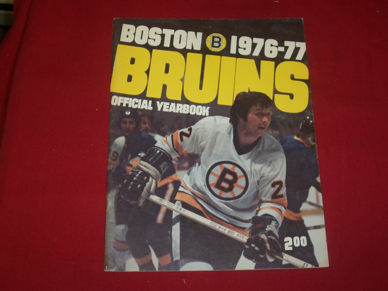 1976-77 BOSTON BRUINS OFFICIAL YEARBOOK - BRAD PARK, BUCYK, DON CHERRY - B 6343