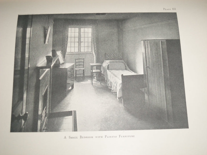 1900'S FURNITURE FOR SMALL HOUSES BOOK BY PERRY WELLS - 57 GREAT PLATES- KD 2840