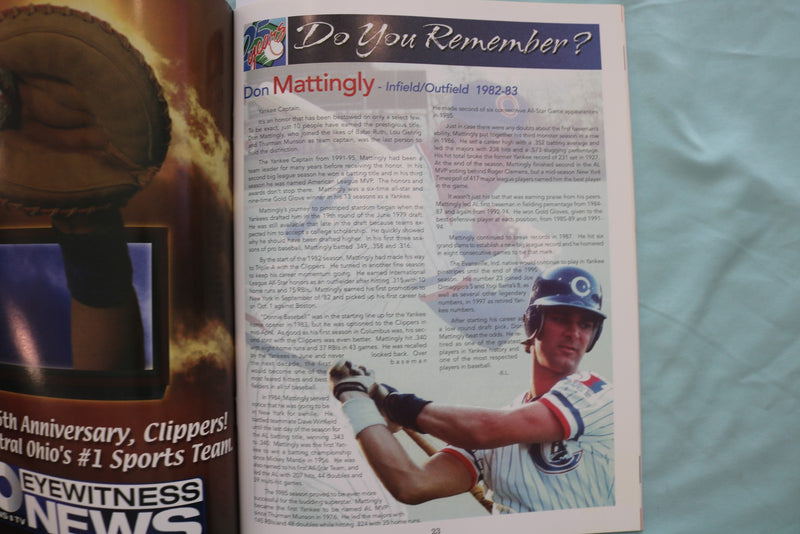 2001 COLUMBUS CLIPPERS 25TH ANNIVERSARY YEARBOOK - JETER - RIVERA - K 3399