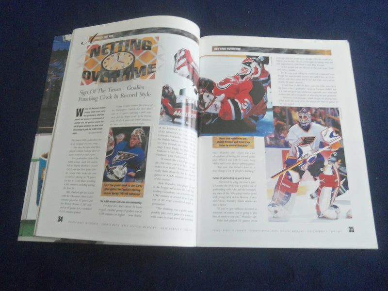 1996 NOVEMBER 2 HOCKEY NIGHT IN TORONTO PROGRAM - LEAFS VS CANADIANS - F 253Q