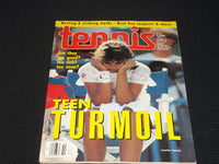 1992 OCTOBER TENNIS MAGAZINE - JENNIFER CAPIATI FRONT COVER - E 2207