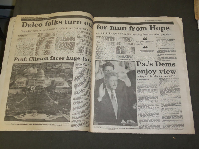 1993 JANUARY 21 (DELAWARE) DAILY TIMES NEWSPAPER- CLINTON INAUGURATION - NP 3323