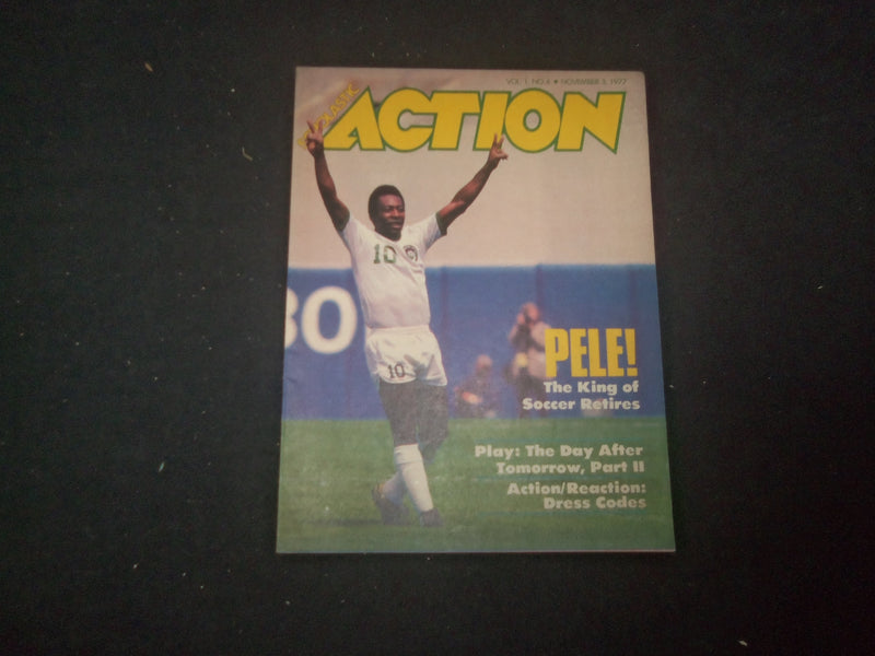 1977 NOVEMBER 3 SCHOLASTIC ACTION MAGAZINE - PELE! THE KING OF SOCCER- SP 1521F