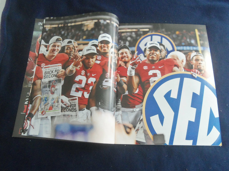 2016 LINDY'S SPORTS PRESENTS MAGAZINE - ALABAMA - 2015 NATL CHAMPIONS - SP 1220N